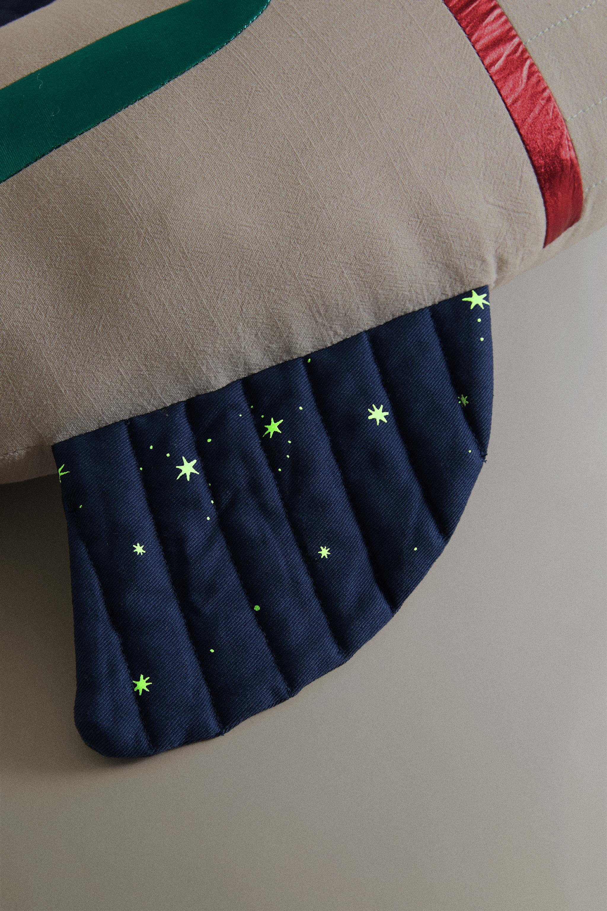 COUSSIN ENFANT FUSÉE